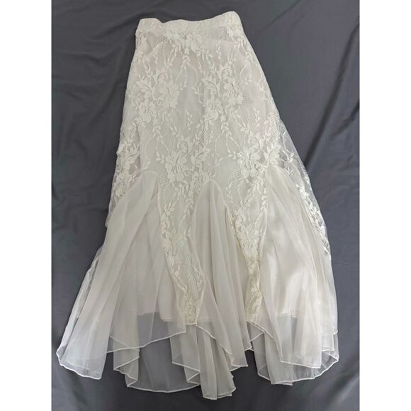 Elegant Lace Chiffon Maxi Skirt - Picture 1 of 4